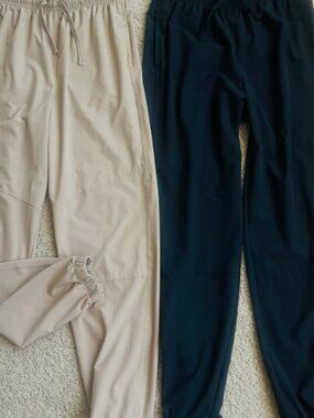 CAT & JACK Boys Pants size 12/14 beige black joggers